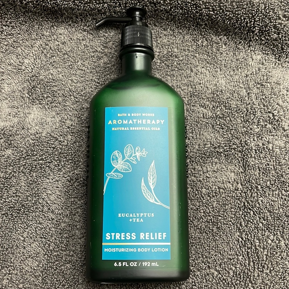 Bath & Body Works Eucalyptus + Tea Lotion NWT